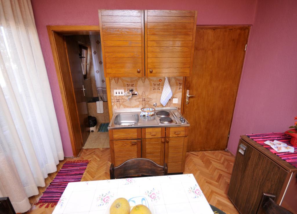 Marko Apartments Улцинь Екстер'єр фото