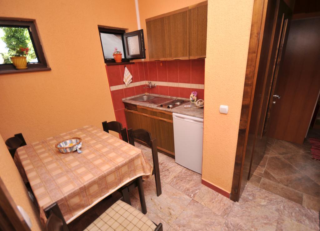 Marko Apartments Улцинь Екстер'єр фото